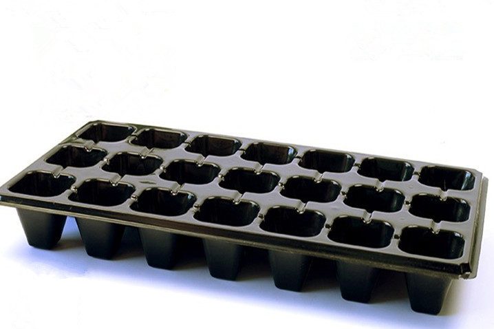 Black small size seedling tray (2)